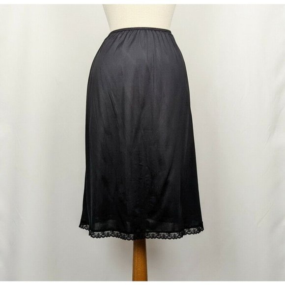 Vintage 80s Skirt Half Slip Black Nylon Lace Trim Misses Size M Warners - Picture 1 of 7